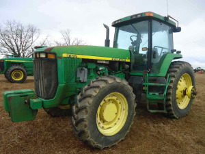 John Deere 8100 Tractor, s/n RW8100P020617: C/A, 10072 hrs, ID 30038