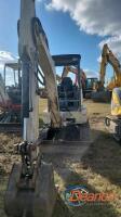 2005 Terex HR16 Mini Excavator, s/n 358-4470: 4-post Canopy, Blade