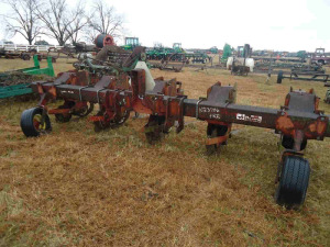 Brown Field Cultivator: ID 43028