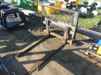 Pallet Forks for Skid Steer