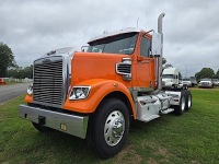 2017 Freightliner 122SD Truck Tractor, s/n 3AKJGNDR8HDHZ5531: T/A, Day Cab, Detroit 505hp Eng., Deleted, 10-sp., 12K Front, 46K Rears, Full Lockers, Eng. Brake, Dual Exhaust, Alum. Headache Rack, Alum. Wheels, 11R24.5 Tires, New Brakes & Drums on Rear, 56