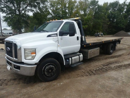 2016 Ford F650 Rollback Truck, s/n 1FDNF6EE6GDA06735 (Title Delay): S/A, Reg. Cab, Diesel Eng., Auto, Jerrdan 21STRB-8 Bed, Winch, Odometer Shows 259K mi.