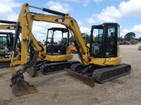 2016 Cat 305.5E2CR Mini Excavator, s/n CR501549: C/A, Missing Windshield Glass, Blade, Hyd. Thumb, Rubber Tracks, 2449 hrs