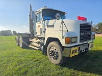 2001 Mack CH613 Truck Tractor, s/n 1M1AA18Y01W137388 (Title Delay): T/A, Day Cab, Odometer Shows 816K mi.