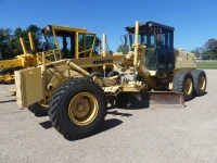 2001 Komatsu GD530A-2CY Motor Grader, s/n 210702: C/A, 14' Moldboard, Side Shift, Hyd. Tip Control, Mid-mount Scarifier, Push Block, 17.5-25 Tires, 9809 hrs