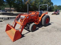 Kubota L2650 Tractor, s/n 20222: Rollbar, Kubota LA450A Loader w/ Bkt., 3PH, PTO, Drawbar, Turf Tires, 1096 hrs