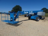 2002 Genie S65 4WD Boom-type Manlift, s/n S60-8677 (Salvage): Runs, Will Not Travel, 4505 hrs