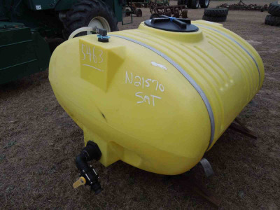 400-gallon Front-mount Tractor Tank: ID 30298