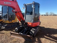 2019 Kubota KX033-4 Mini Excavator, s/n HK3013397: C/A, Heat, Thumb, Blade, 854 hrs