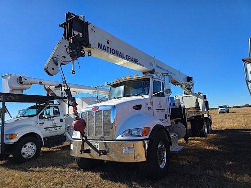 2013 Peterbilt 348 Boom Truck, s/n 2NP3LN0X0DM202952: T/A, Paccar PX8 Eng., Eaton Fuller, National 900A Crane, 26K mi., 4367 hrs