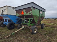 Huskee 225 Gravity Flow Wagon: Left Side Dump, Green