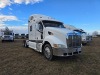 2006 Peterbilt 387 Truck Tractor, s/n 1XP7DU9X46D644143: Sleeper, Paccar, 8-sp. - 2