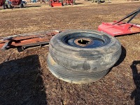 (2) 11x25x28 Spreader Tires