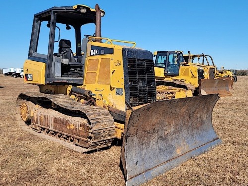 Cat D4K XL Dozer, s/n KMM00471: Canopy, 6-way Blade, 4357 hrs