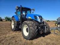 New Holland T7030 MFWD Tractor, s/n Z7BG02438: C/A, Front 3PH, 4 Hyd Remotes, 10197 hrs