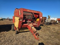 Sperry New Holland 855 Round Baler, s/n 696848