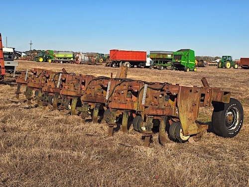 Brown CV-101 Cultivator, s/n 628