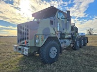 1993 Oshkosh M1070 Military Tank Transporter, s/n 10T1K4JH3P1048179 (No Title - Bill of Sale Only): Day Cab, Auto, 3-axle, Air Ride Susp., 2766 mi., 353 hrs