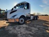 2019 Volvo VNL62T Truck Tractor, s/n 4V4NB9DH3KN196627: T/A, Day Cab, D11 425hp Eng., i-Shift 12-sp. Auto, 12.5K Front, 40K Rears, 445/50R22.5 Single Rears, 295/75R22.5 Fronts, 669K mi. - 2