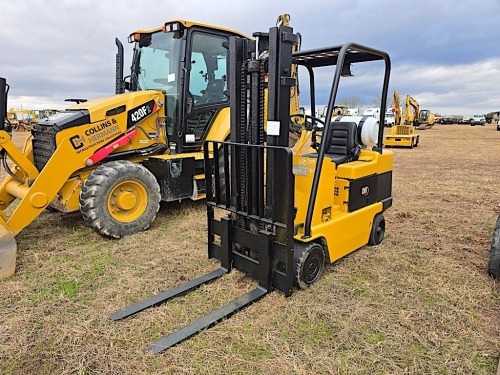 Cat Forklift