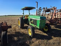 John Deere 2350 Tractor, s/n S65832: 2wd, Turf Tires, 3424 hrs