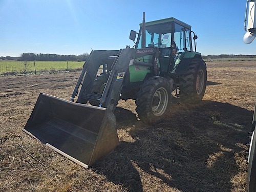 Deutz-Allis MFWD Tractor, s/n 7760207: C/A, Loader, 3078 hrs