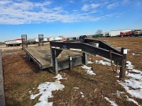 2000 24' Gooseneck Trailer, s/n 4MNDG2429Y1002403: Dovetail, Ramps, Two 7000 lb. Axles