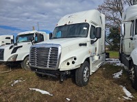 2014 Freightliner Cascadia Truck Tractor, s/n 3AKLGLD5XESFP1959 (Inoperable): Sleeper