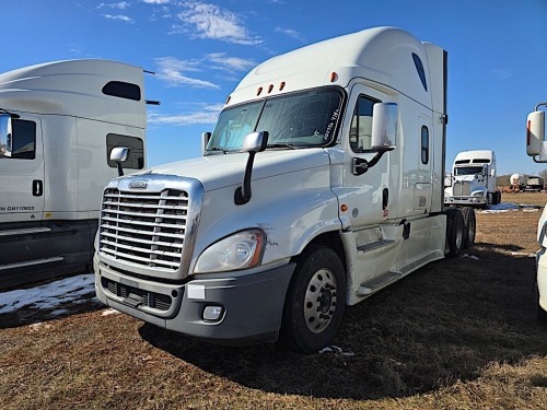 2016 Freightliner Truck Tractor, s/n 3AK1GLD5XGSHT6539: Sleeper, 974K mi,