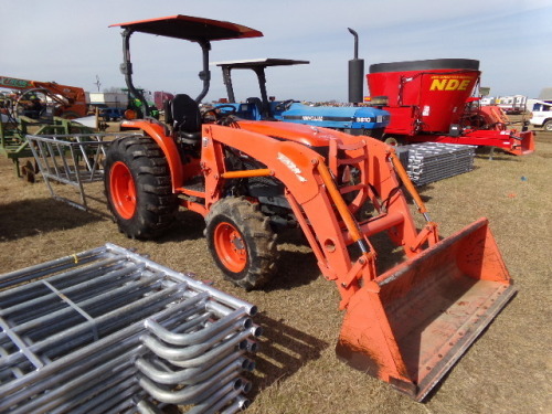 Kubota L3240 MFWD Tractor, s/n 70814: Loader, 1483 hrs