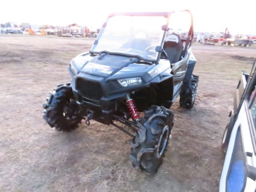 Polaris RZR900: 3292 mi.