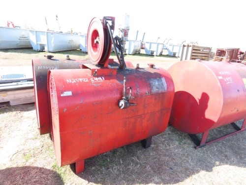 250-gal Oil Tank w/ Hose Reel