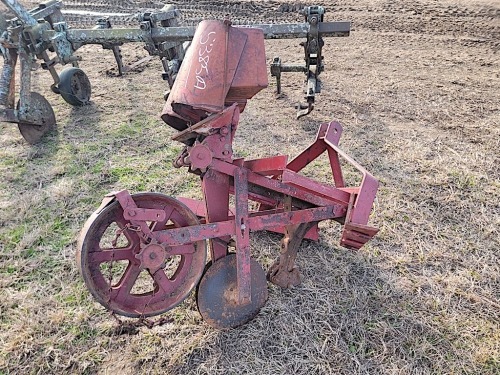 Covington 1-row Planter