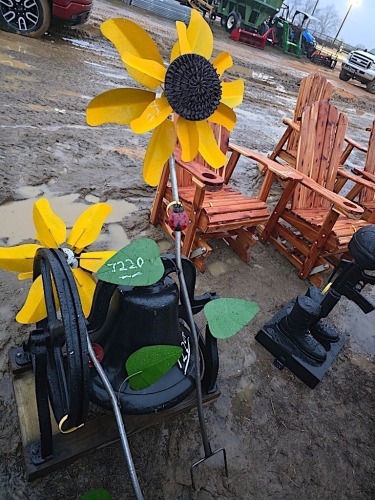 (2) Metal Sunflowers