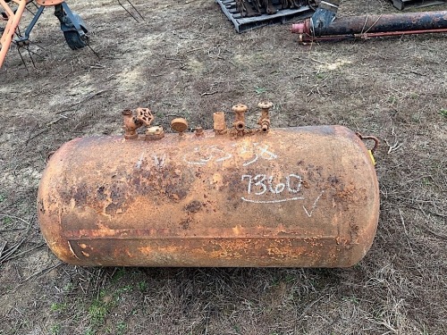 100-gal Anhydrous Tank