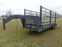 21' Gooseneck Trailer (No Title - Bill of Sale Only): T/A, Single Wheels, Round Pipe Sides, Cattle Panel Sides