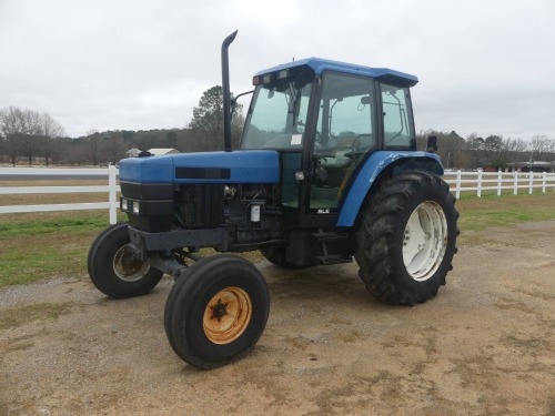 New Holland 6640 Tractor, s/n 028489B: C/A, Heat, Lift Arms, PTO, 2 Hyd Remotes, 7519 hrs