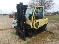 Hyster H90FT Forklift, s/n U005V01908N (Salvage): Encl. Cab, No Forks, No Tires