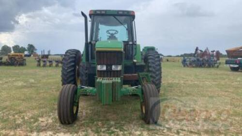 John Deere 7800 Tractor