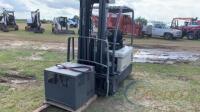 THOMPSON CROWN FORKLIFT