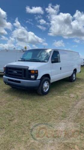 2010 FORD E-350 VAN, WHITE,