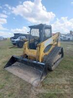 KOMATSU CK30 LOADER W/ FRONT BUCKET