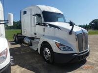 2022 Kenworth T680 Truck Tractor, s/n 1XKYDP9X6NJ133643: T/A, 60IN High Top Sleeper, Paccar Eng., Auto, 12.5K Front, 40K Rears, 395K mi.