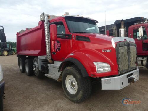 2018 Kenworth T880 Tri-axle Dump Truck, s/n 1NKZXKEX9JJ216041: Paccar MX13 430hp Eng., Allison 4500 RDS Auto, 16K Front, 46K Rears, 11R22.5 Rears, 425/65R22.5 Fronts, Godwin 15.5' Body, Odometer Shows 448K mi.