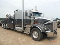 2014 Kenworth T800 Wrecker, s/n 1NKDX4TX6ER394957: Tri-axle, Cat C15 Eng., Sleeper, Eaton 18-sp.