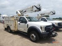 2018 Ford F550 4WD Bucket Truck, s/n 1FDUF5HT7JDA01518: 6.7L Diesel Eng., Auto, Winch, Terex TL40 Aerial Unit, Utility Bed, Bad Rear End, Odometer Shows 161K mi. (Utility Owned)