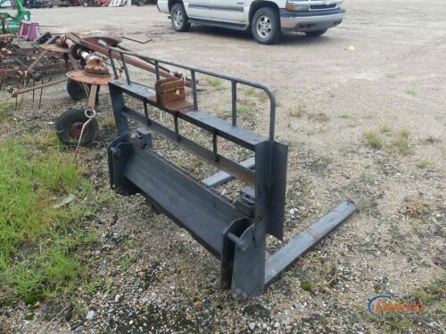 Pin On Pallet Forks for Tractor