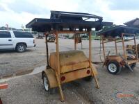 Flashing Arrow Sign: Trailer-mounted