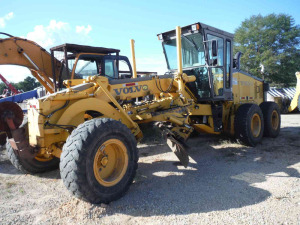 2005 Volvo G720B Motor Grader, s/n 037716 (Salvage): C/A, Scarifier, Electrical & Rear End Problems, Meter Shows 9649 hrs