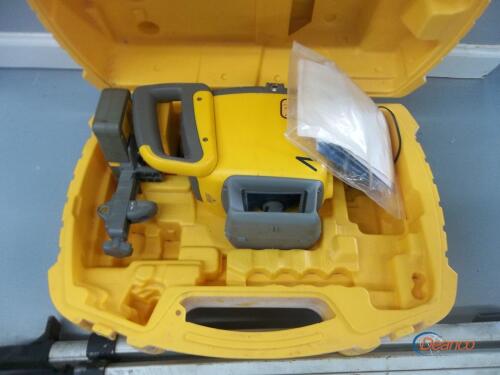Spectra Precision GL422N w/ Tripod